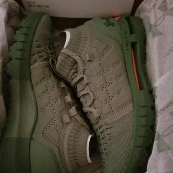 Under Armour boys HOVR Phanton size 3 1/2 - Picture 4 of 5